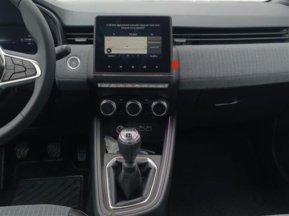 Renault Clio nuova a Livorno (13)