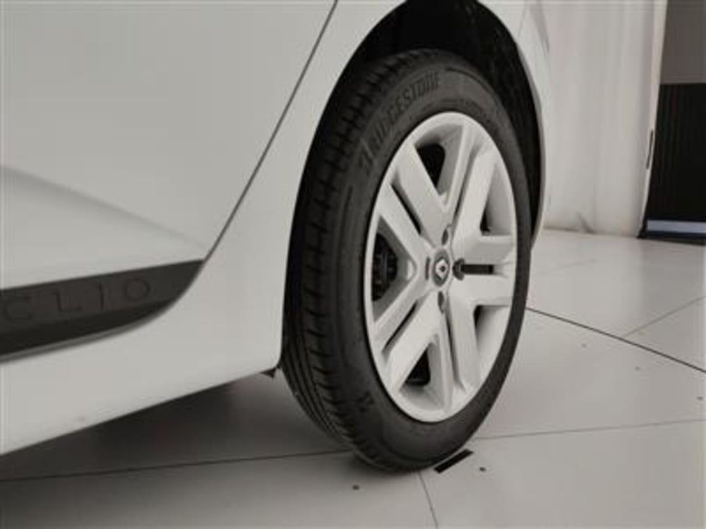 Renault Clio usata a Bari (12)
