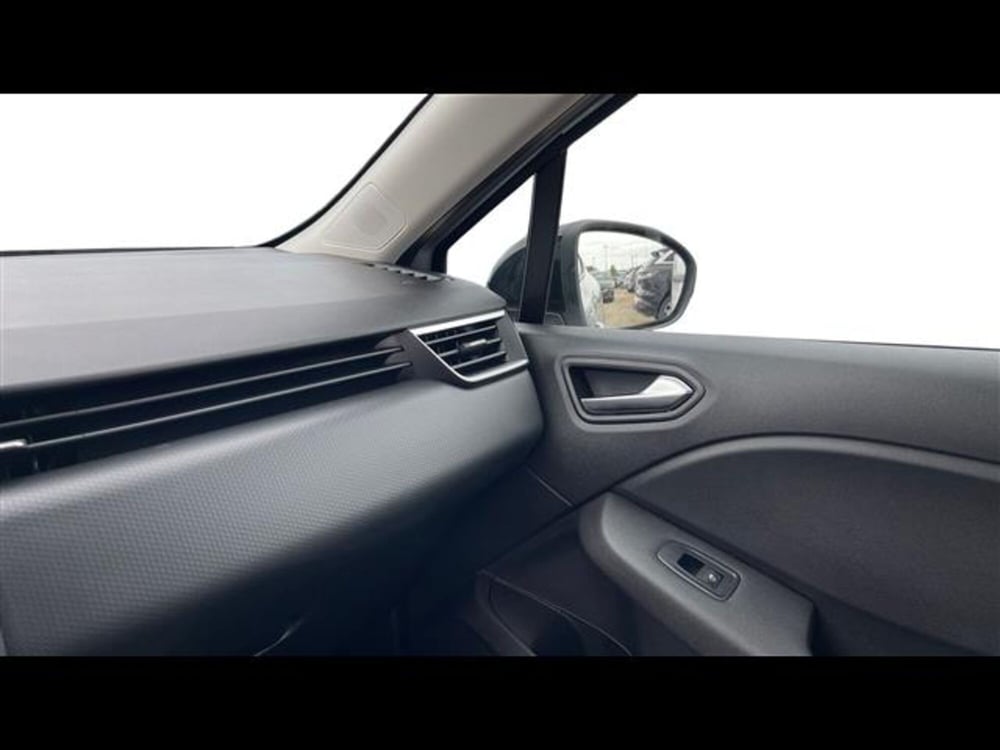 Renault Clio usata a Lecce (12)
