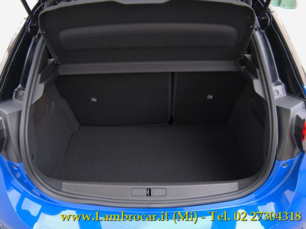 Opel Corsa nuova a Milano (14)