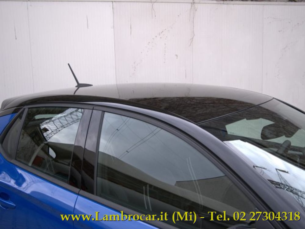 Opel Corsa nuova a Milano (16)