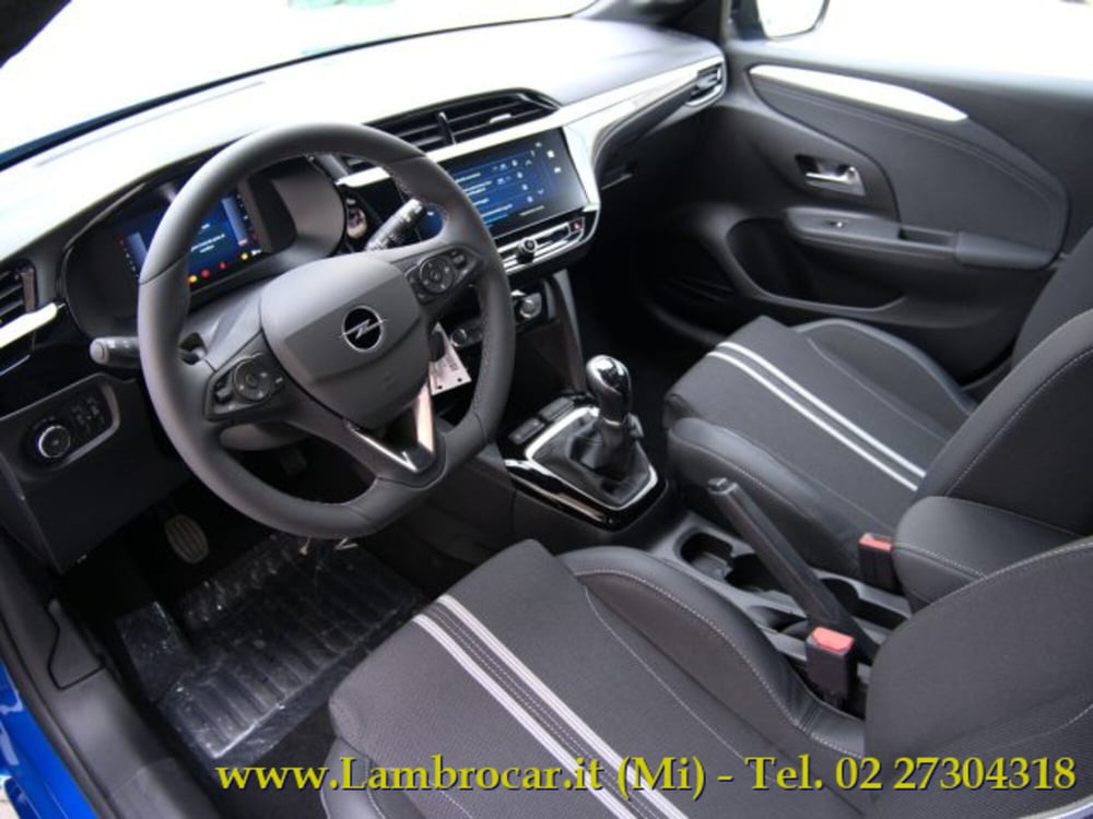 Opel Corsa nuova a Milano (3)