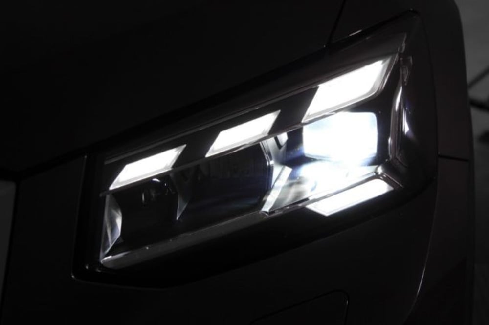 Audi Q2 usata a Novara (11)