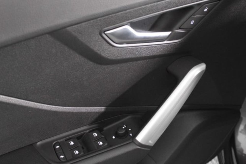 Audi Q2 usata a Novara (9)