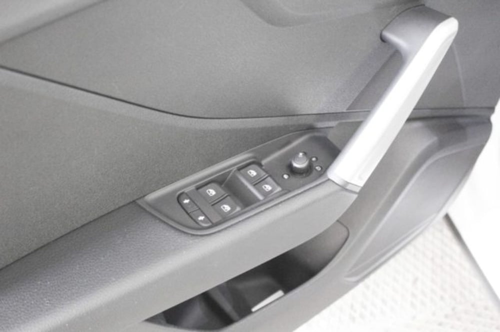Audi Q2 usata a Novara (7)