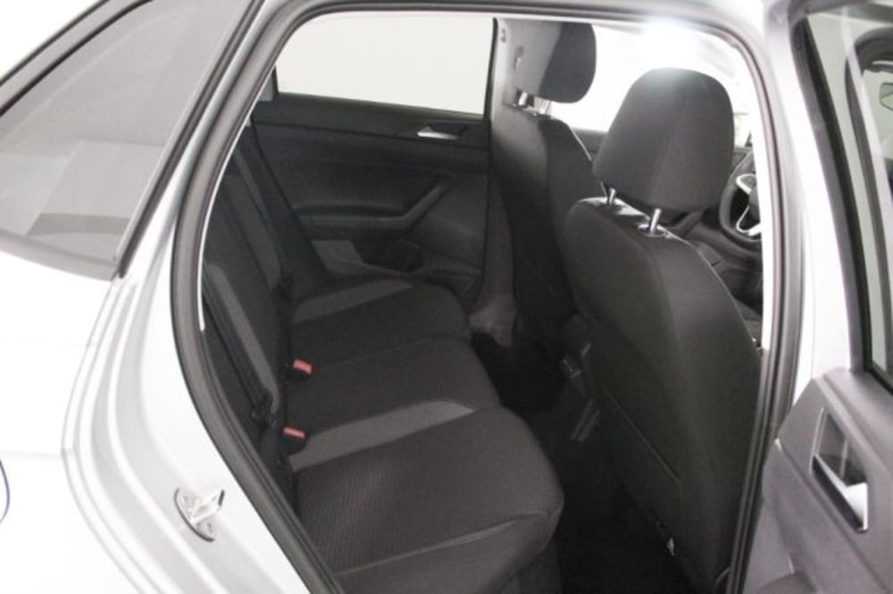 Volkswagen Polo nuova a Novara (9)