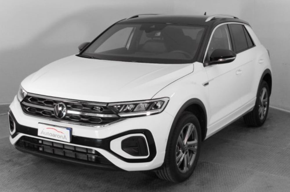 Volkswagen T-Roc nuova a Novara