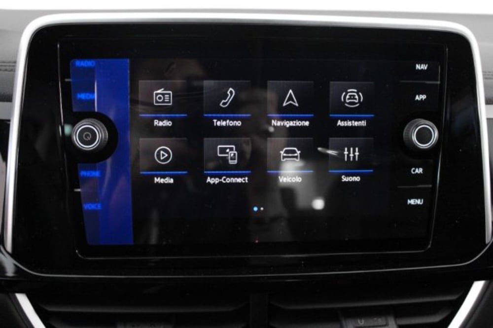 Volkswagen T-Roc nuova a Novara (13)