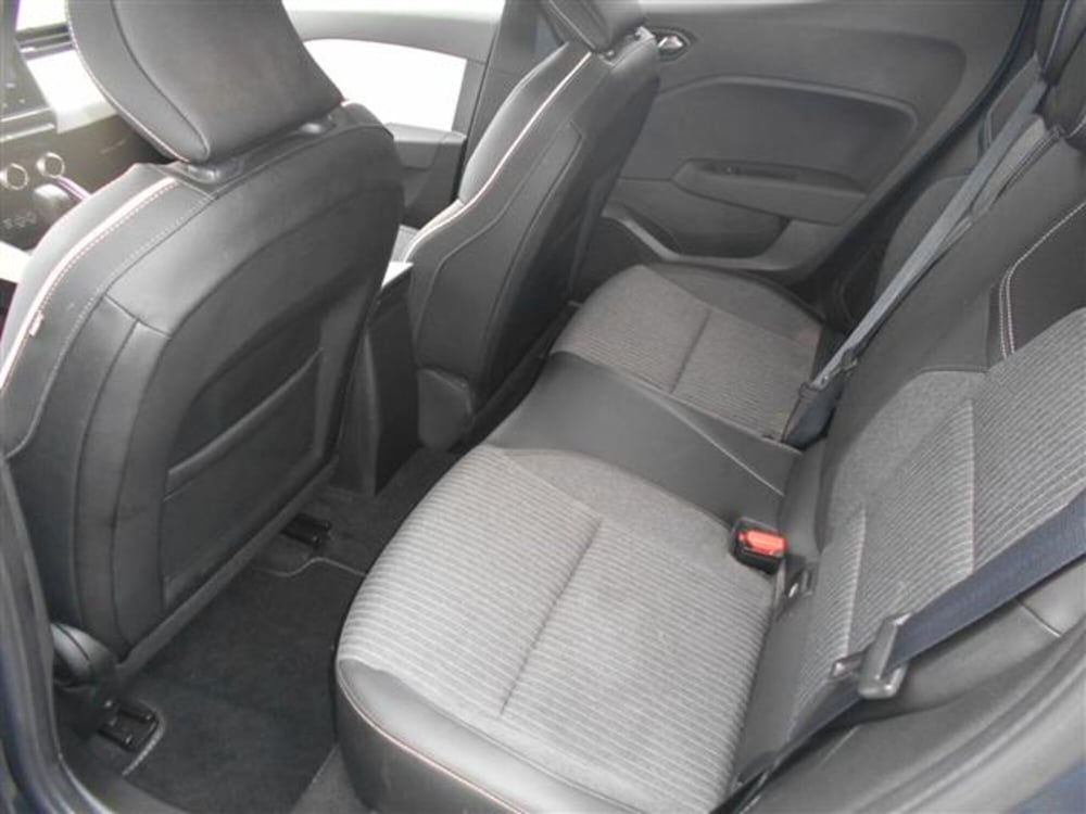 Renault Clio usata a Firenze (15)