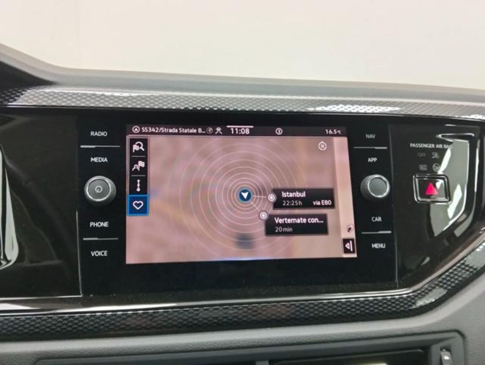 Volkswagen Taigo usata a Como (15)