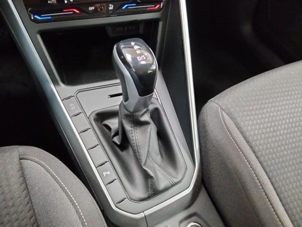Volkswagen Taigo usata a Como (17)