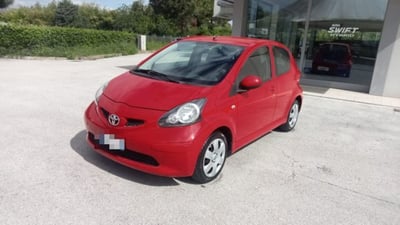 Toyota Aygo 1.0 12V VVT-i 5 porte Sol del 2007 usata a Macerata