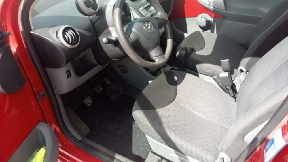 Toyota Aygo usata a Macerata (11)