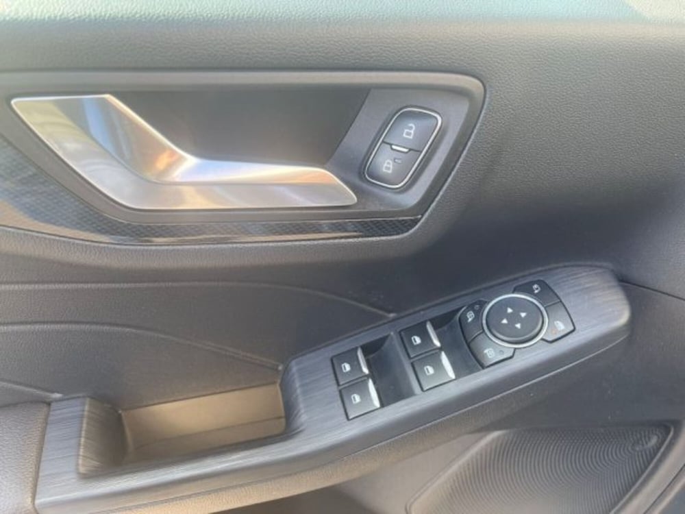 Ford Kuga usata a Lodi (13)