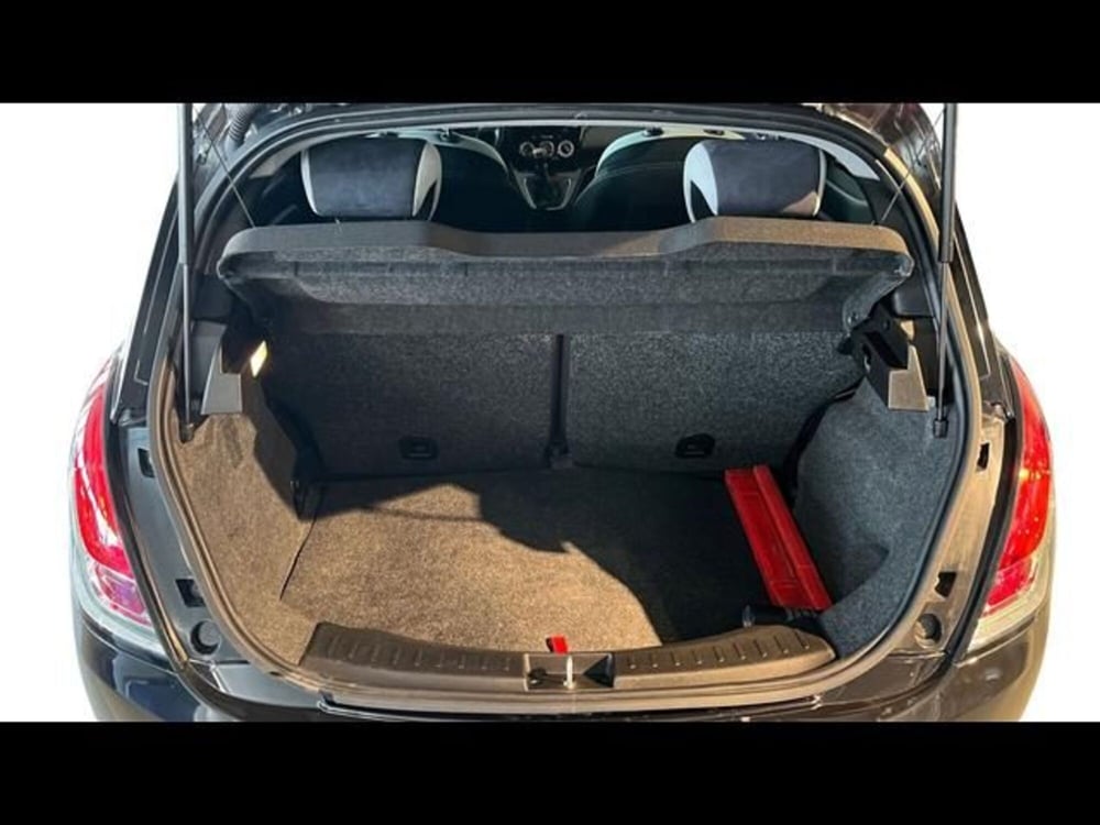 Lancia Ypsilon usata a Firenze (5)