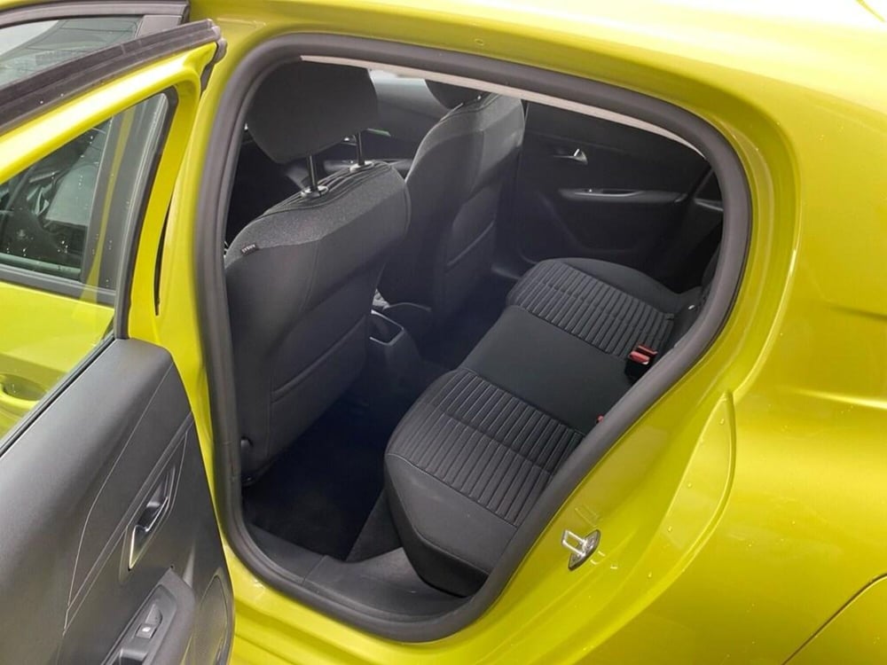 Peugeot 208 nuova a Torino (8)