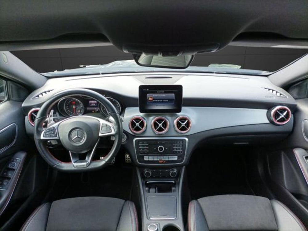 Mercedes-Benz GLA SUV usata a Milano (11)