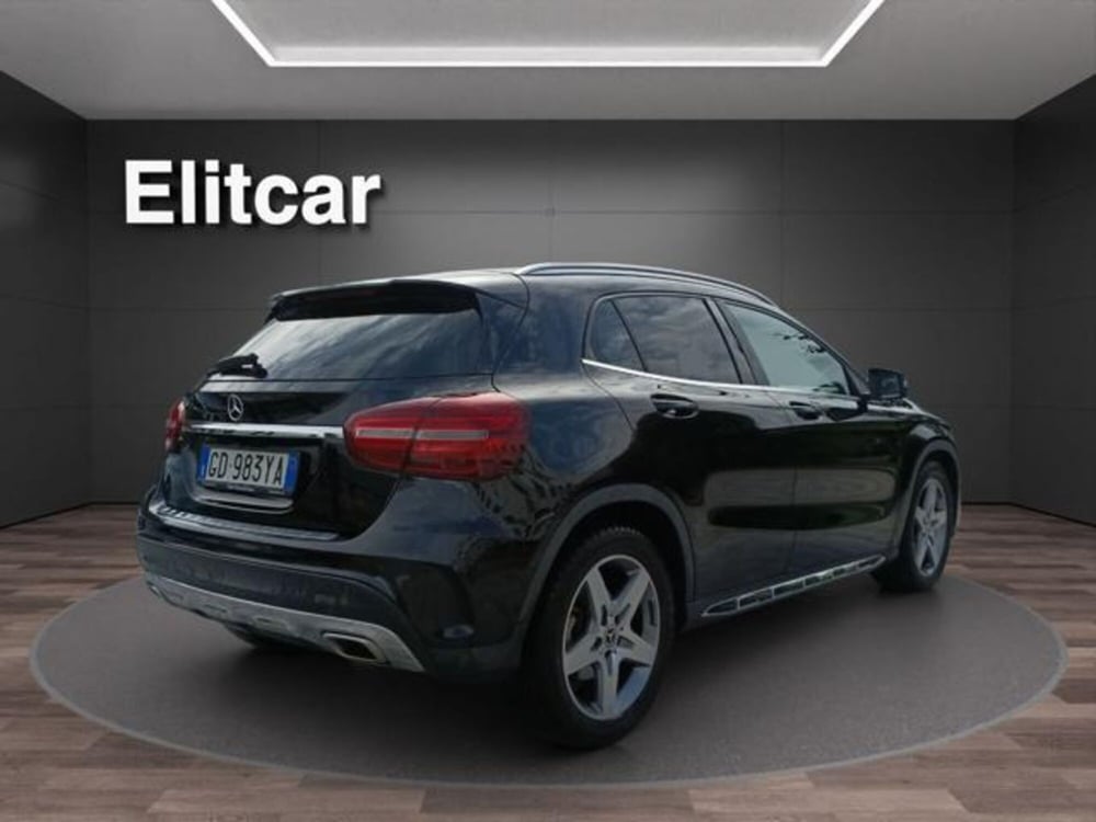 Mercedes-Benz GLA SUV usata a Milano (4)