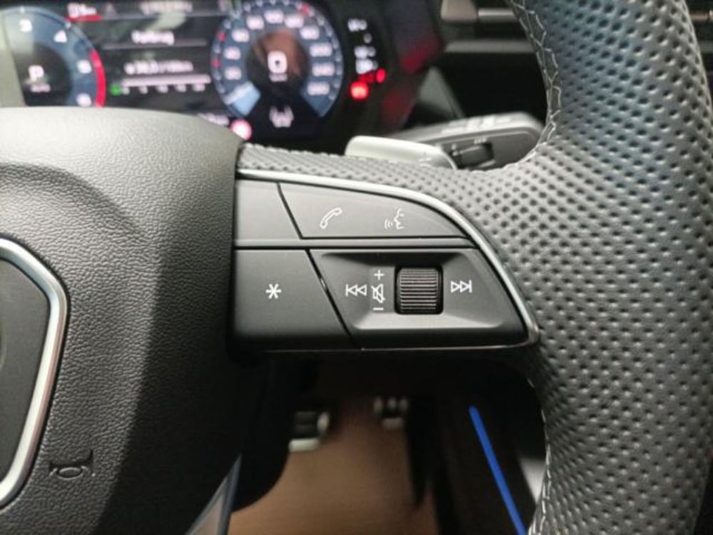 Audi A3 Sportback nuova a Milano (14)