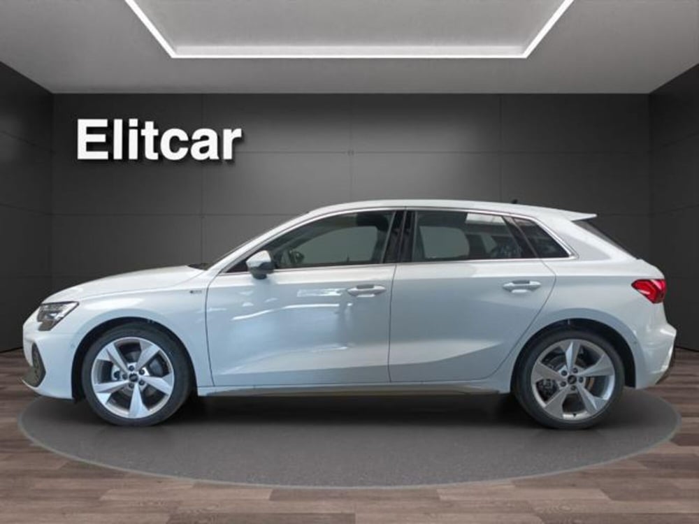 Audi A3 Sportback nuova a Milano (3)