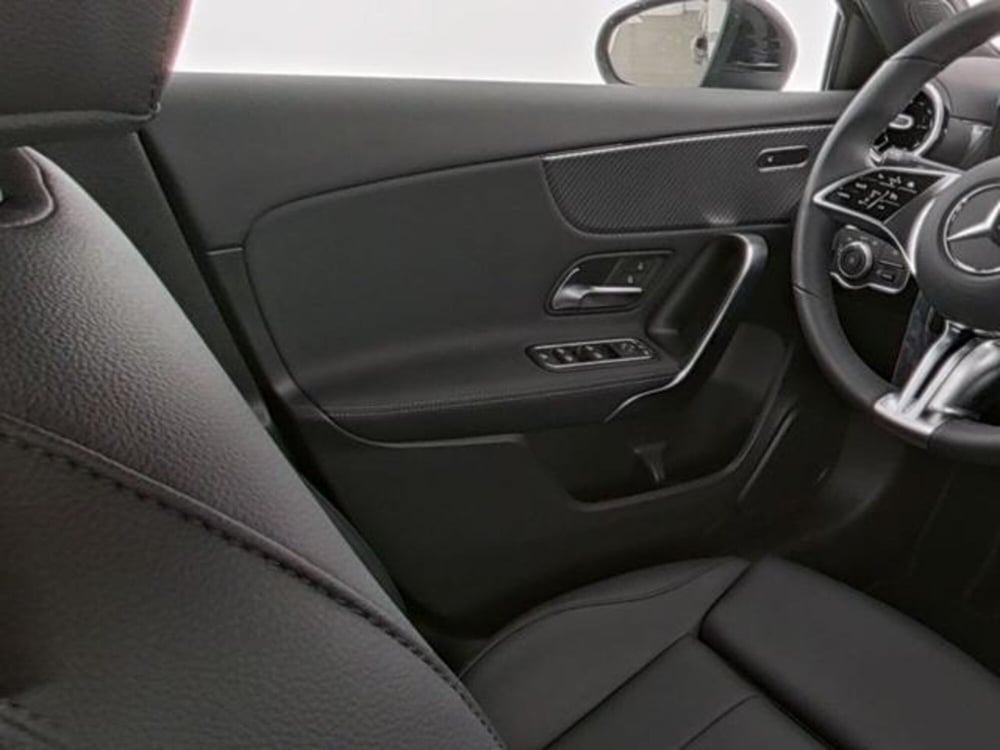 Mercedes-Benz Classe A usata a Milano (10)