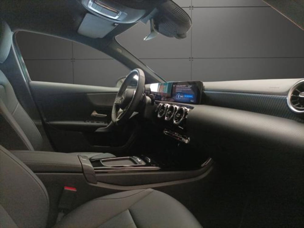 Mercedes-Benz Classe A usata a Milano (11)