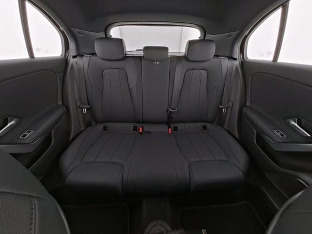 Mercedes-Benz Classe A usata a Milano (9)