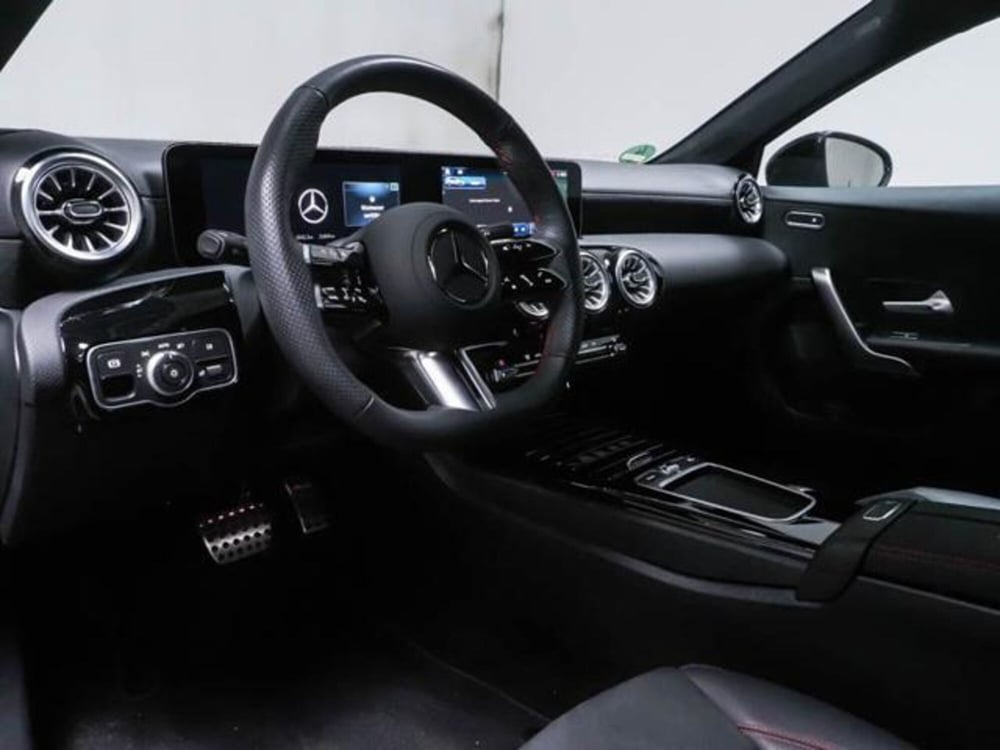 Mercedes-Benz Classe A usata a Milano (5)