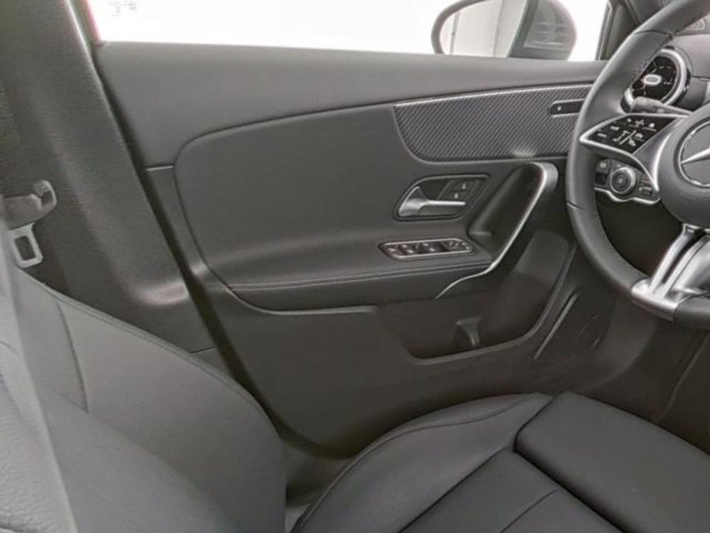 Mercedes-Benz Classe A usata a Milano (10)