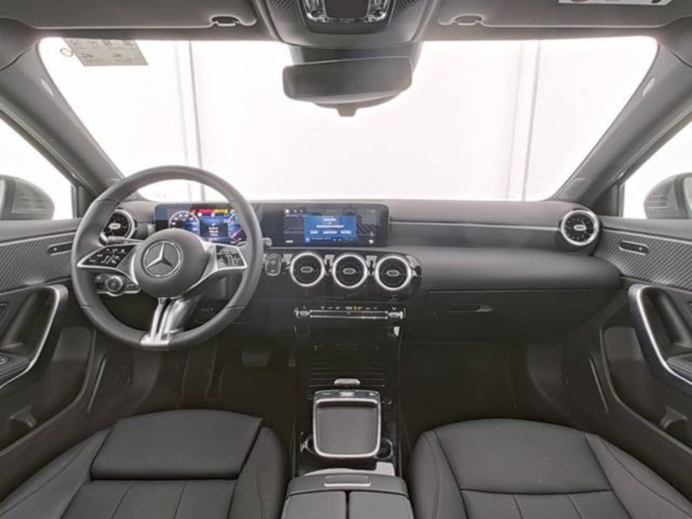 Mercedes-Benz Classe A usata a Milano (8)