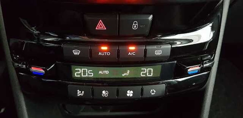 Peugeot 2008 usata a Pordenone (16)
