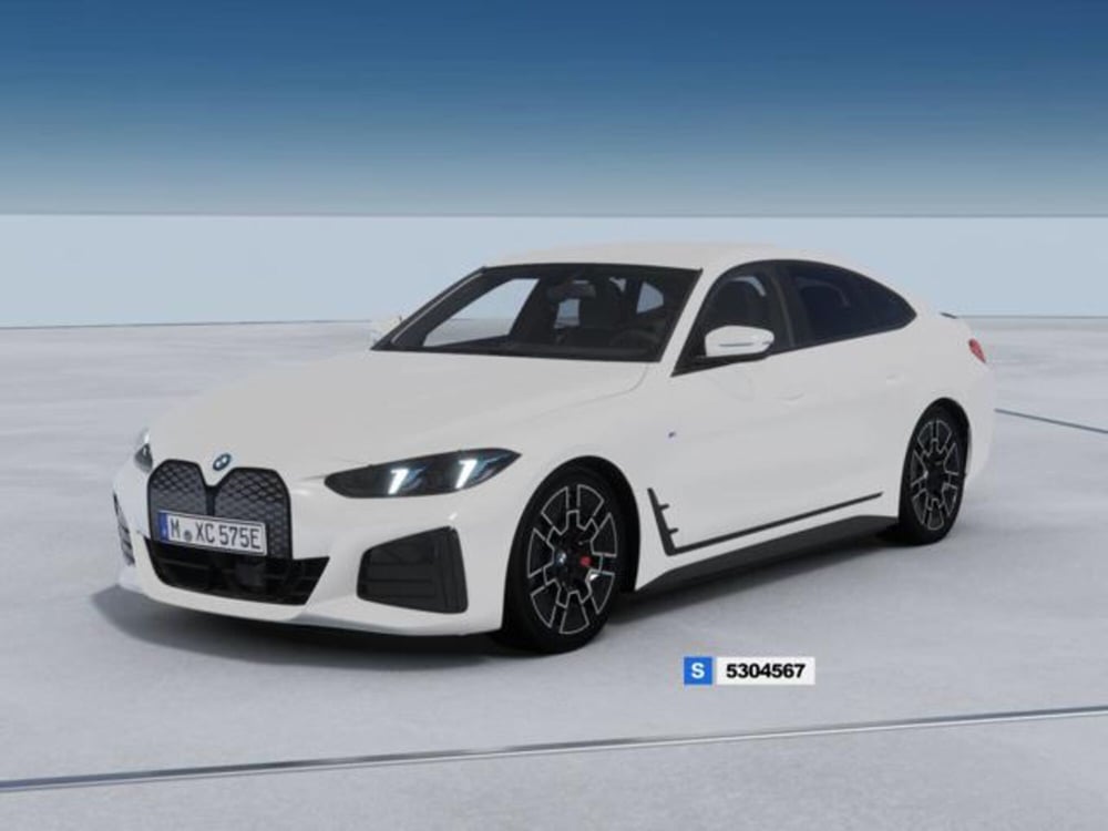 BMW i4 nuova a Modena