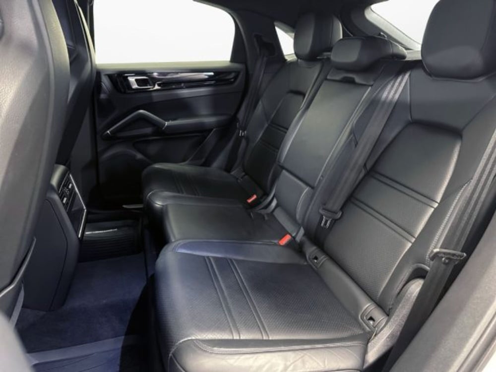 Porsche Cayenne Coupé usata a Modena (12)