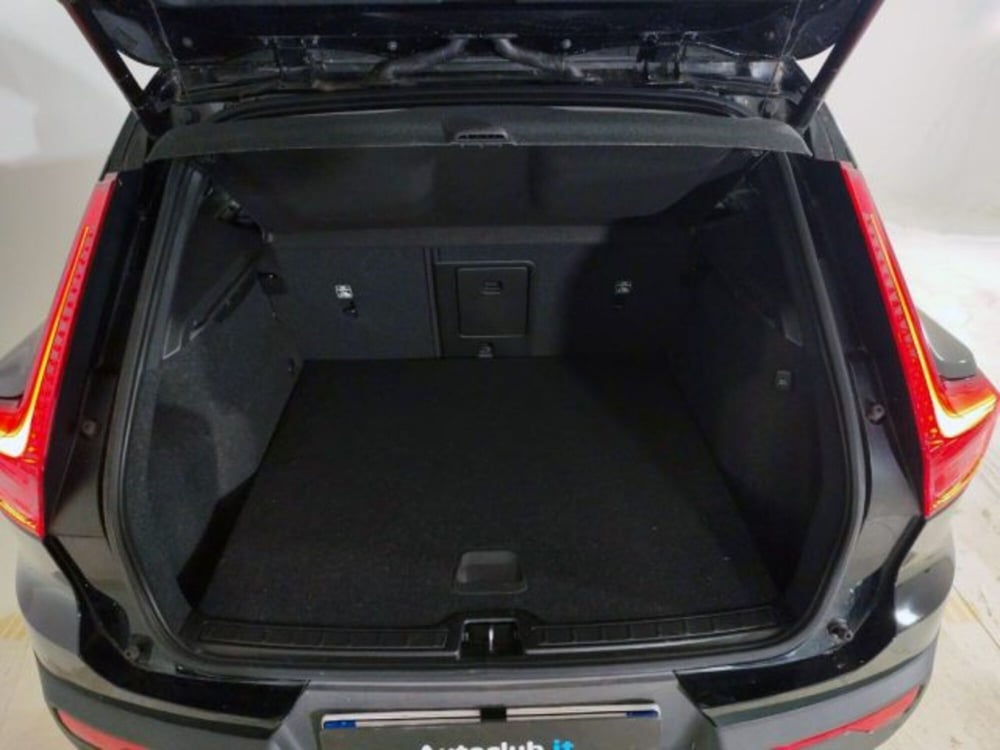 VOLVO Veicoli Commerciali XC40 usata a Modena (13)