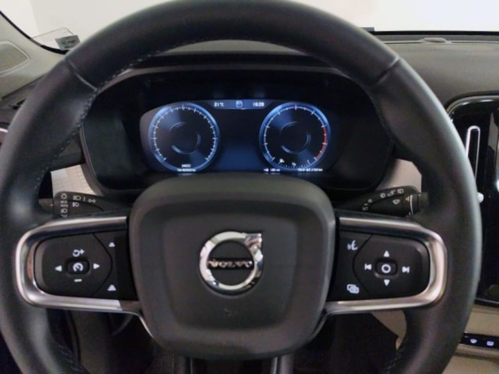 VOLVO Veicoli Commerciali XC40 usata a Modena (14)