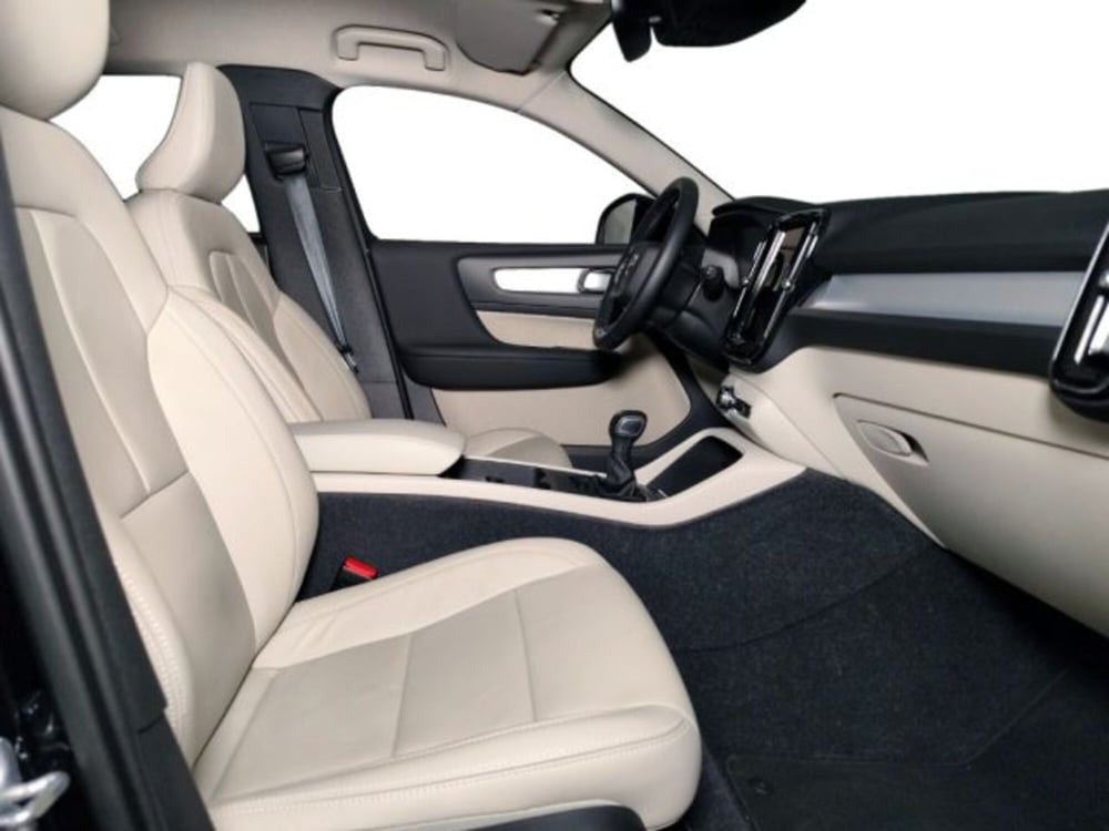 VOLVO Veicoli Commerciali XC40 usata a Modena (20)
