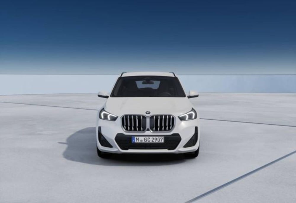 BMW X1 nuova a Modena (3)