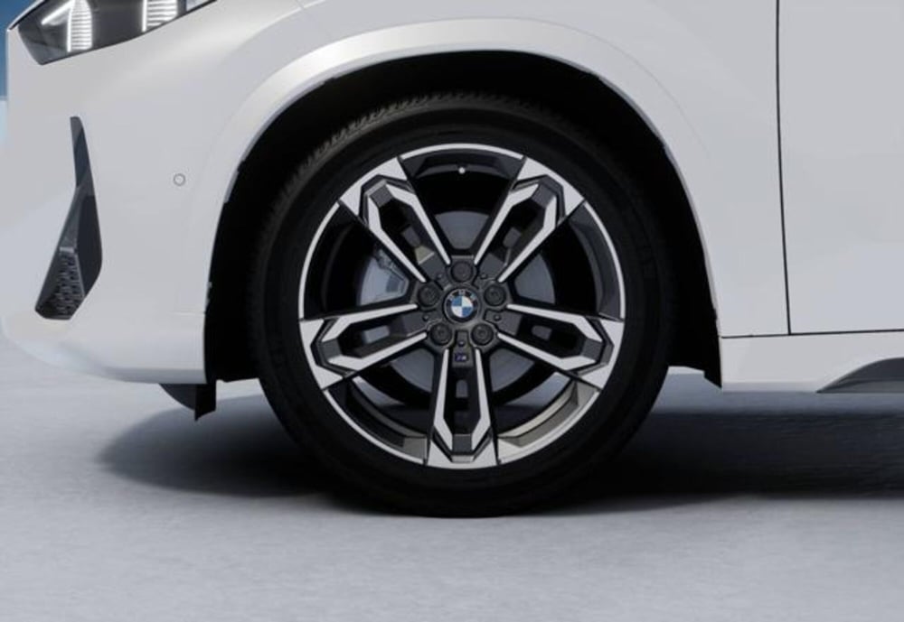 BMW X1 nuova a Modena (8)