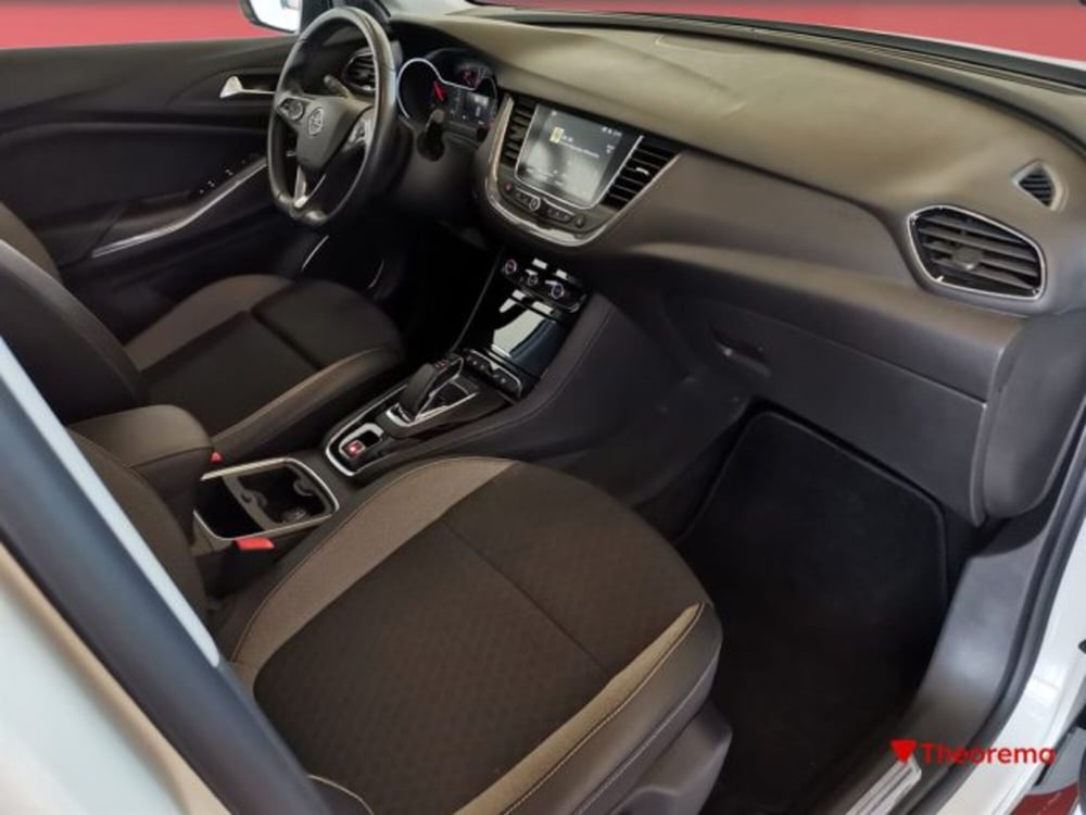 Opel Grandland X usata a Torino (18)