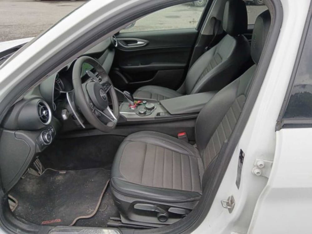 Alfa Romeo Giulia usata a Sondrio (9)