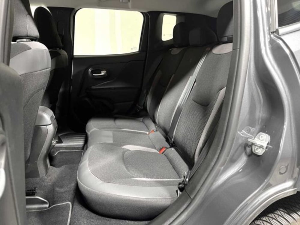 Jeep Renegade usata a Sondrio (11)