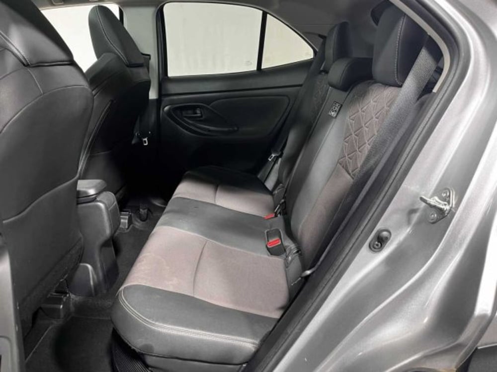 Toyota Yaris Cross usata a Sondrio (11)
