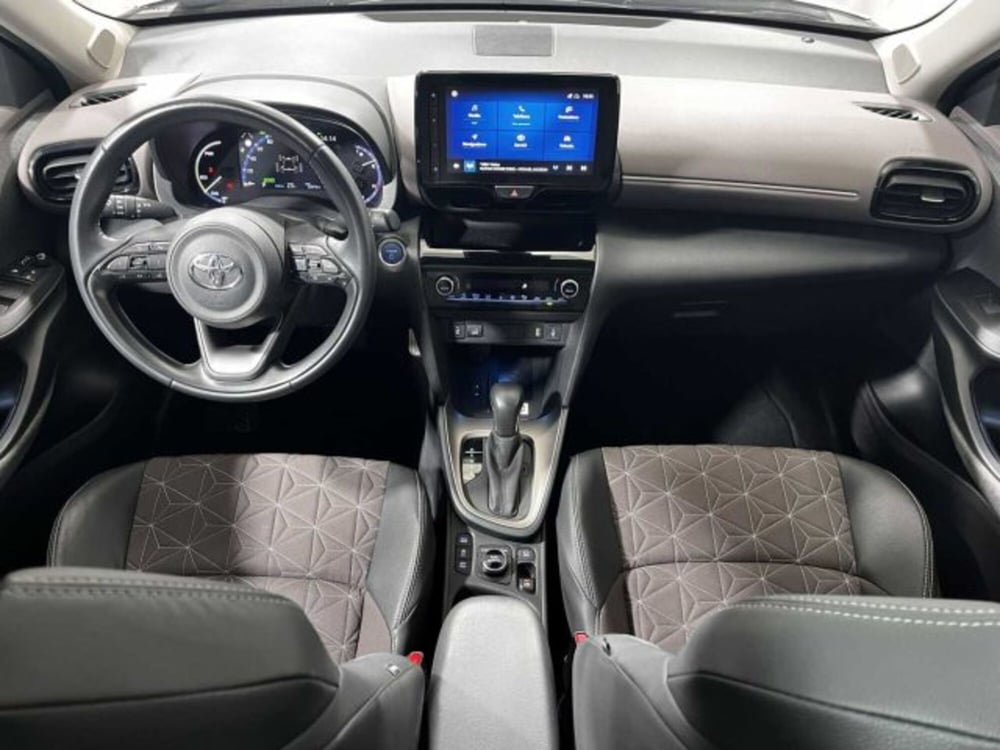 Toyota Yaris Cross usata a Sondrio (12)