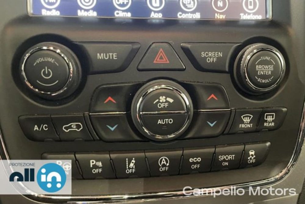 Jeep Grand Cherokee usata a Venezia (11)
