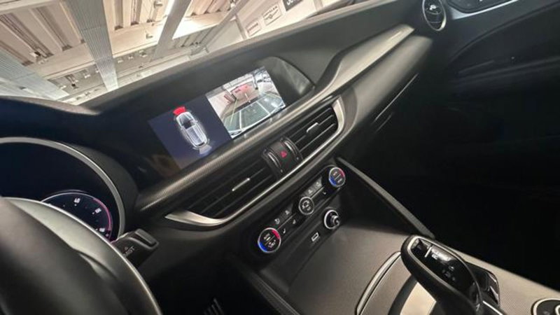 Alfa Romeo Stelvio usata a Reggio Emilia (15)