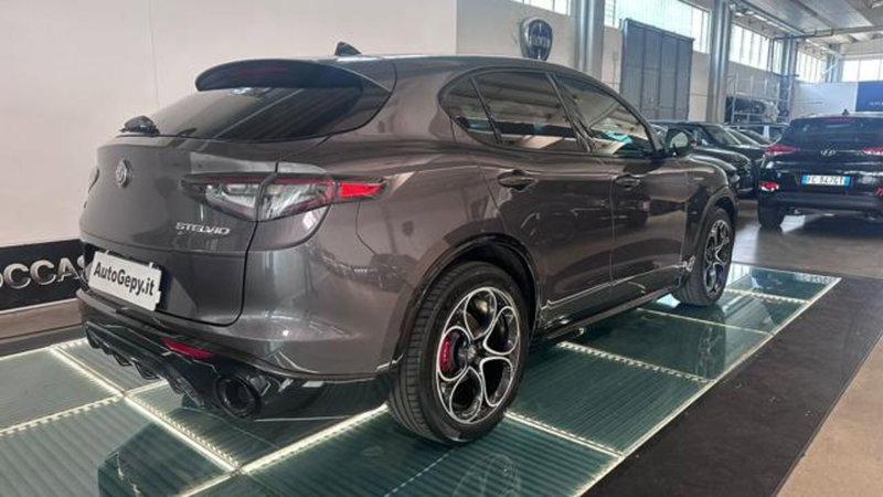 Alfa Romeo Stelvio usata a Reggio Emilia (6)