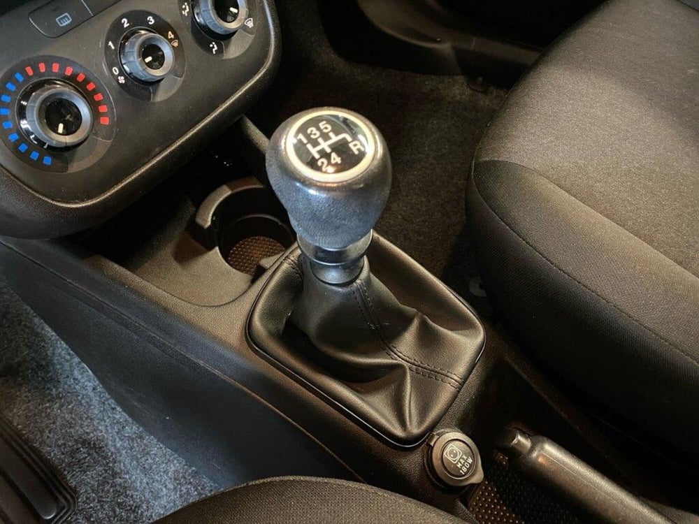 Fiat Punto usata a Torino (12)