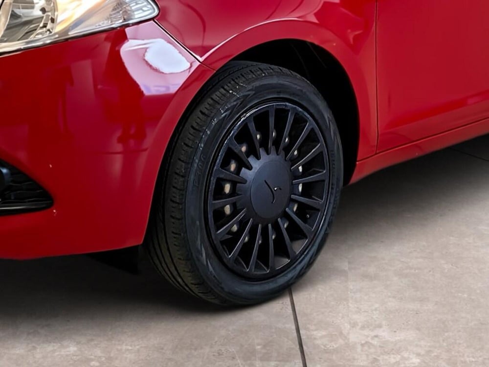 Lancia Ypsilon usata a Torino (15)