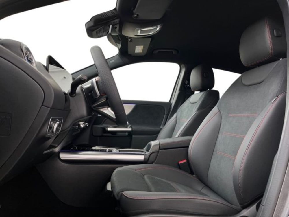Mercedes-Benz GLA SUV nuova a Verona (10)