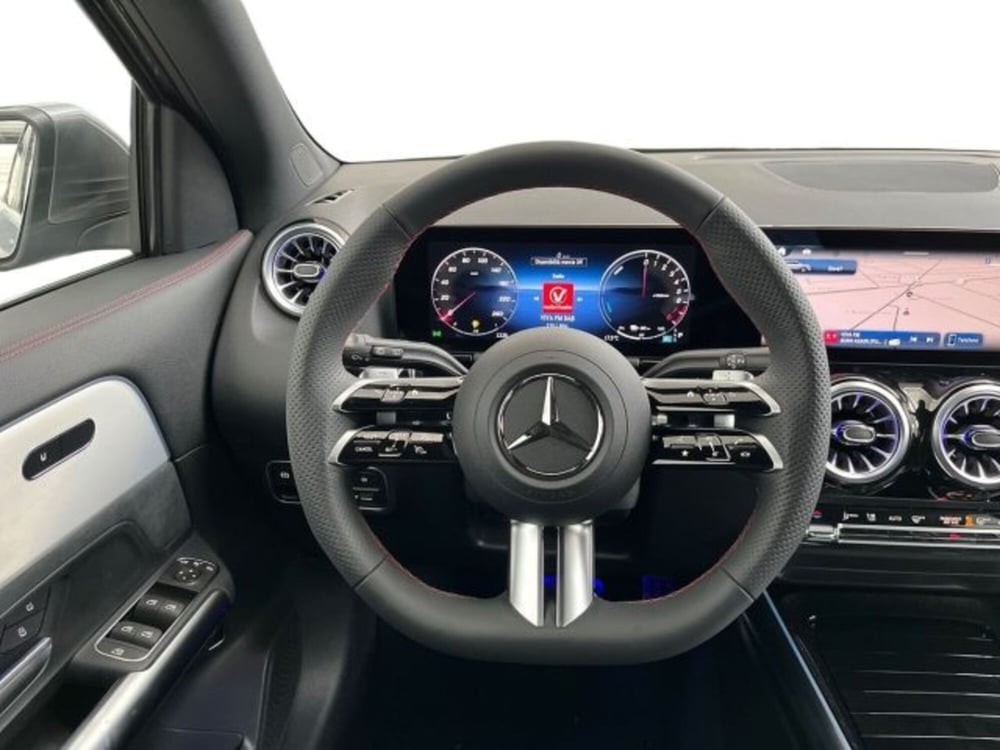 Mercedes-Benz GLA SUV nuova a Verona (11)